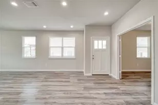 1701 Logan Dr, Round Rock, TX 78664 - Photo 3