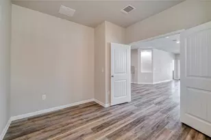 1701 Logan Dr, Round Rock, TX 78664 - Photo 11