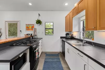 2113 Thornton Road, Austin, TX 78704 - Photo 3
