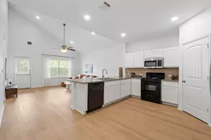 2529 Chetco Dr, Austin, TX 78754 - Photo 3