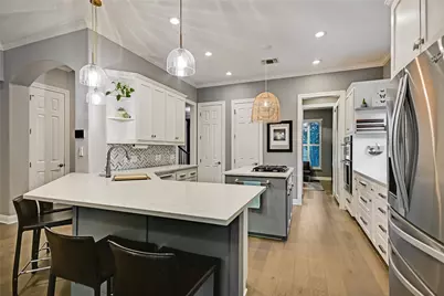 1208 Grosvener Court, Austin, TX 78746 - Photo 9