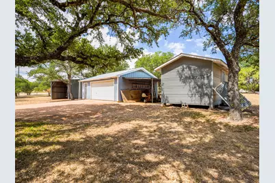 950 Hi-Line Drive, Buchanan Dam, TX 78609 - Photo 25