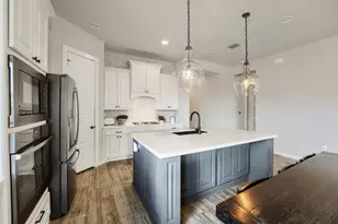 7901 Gilwice Ln, Austin, TX 78744 - Photo 5