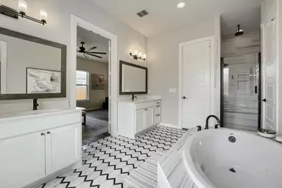 7901 Gilwice Lane, Austin, TX 78744 - Photo 15