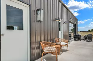 261 Co Rd 423, Taylor, TX 76574 - Photo 7