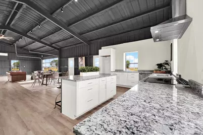 261 County Road 423, Taylor, TX 76574 - Photo 13