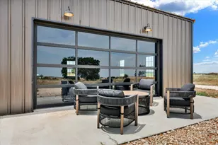 261 Co Rd 423, Taylor, TX 76574 - Photo 25