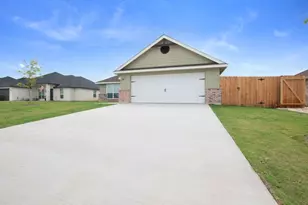 817 Coke Rd, Burnet, TX 78611 - Photo 1