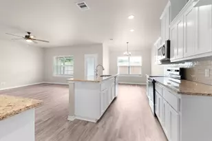 817 Coke Rd, Burnet, TX 78611 - Photo 7