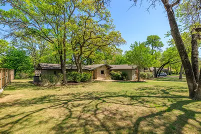 202 Tanglewood Drive, Fredericksburg, TX 78624 - Photo 3