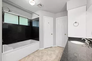 3303 Sanderling Trail, Austin, TX 78746 - Photo 17