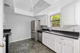 3303 Sanderling Trail, Austin, TX 78746 - Photo 11