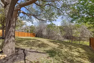 911 Linden Loop, Cedar Park, TX 78613 - Photo 35