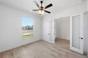 933 Sunny Ridge Dr, Leander, TX 78641 - Photo 3