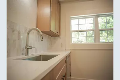 803 Oakland Ave #B, Austin, TX 78703 - Photo 5