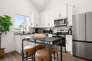 1211 Taulbee Ln, Austin, TX 78757 - Photo 17