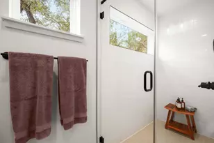 1211 Taulbee Ln, Austin, TX 78757 - Photo 9