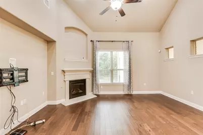 9121 Ivalenes Hope Drive, Austin, TX 78717 - Photo 7