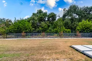 9121 Ivalenes Hope Dr, Austin, TX 78717 - Photo 37