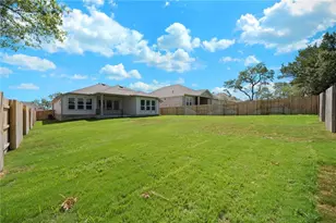 136 Osceola Dr, Kyle, TX 78640 - Photo 17