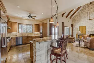 4806 Creek Meadow Cove, Spicewood, TX 78669 - Photo 9