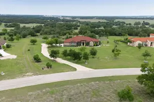 128 Strada Luca, Florence, TX 76527 - Photo 39