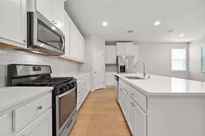 5107 Lemon Tree Path #127, Austin, TX 78723 - Photo 9