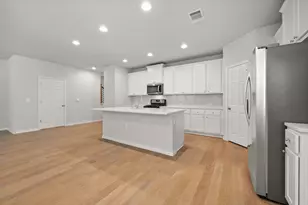 5107 Lemon Tree Path, Austin, TX 78723 - Photo 7