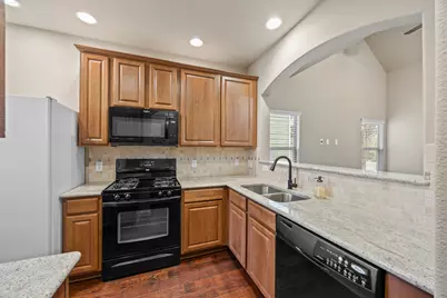 263 Cleveland, Kyle, TX 78640 - Photo 7