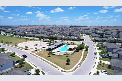 323 Windy Reed Road, Hutto, TX 78634 - Photo 35
