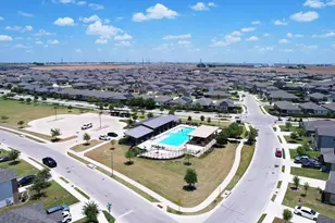 323 Windy Reed Rd, Hutto, TX 78634 - Photo 35