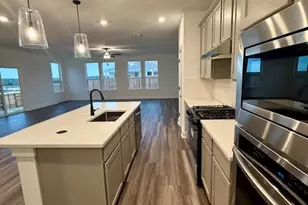 111 Prodigal Wy, Kyle, TX 78640 - Photo 9