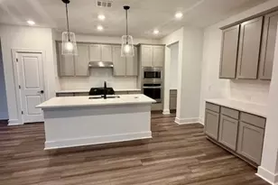 111 Prodigal Wy, Kyle, TX 78640 - Photo 7