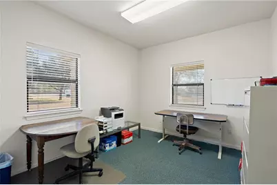 409 Mallard Lane, Taylor, TX 76574 - Photo 17