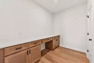 581 Treadwell Ln, Kyle, TX 78640 - Photo 7