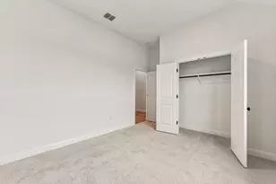 581 Treadwell Ln, Kyle, TX 78640 - Photo 9