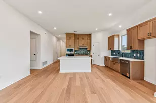 581 Treadwell Ln, Kyle, TX 78640 - Photo 3