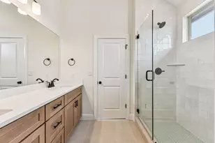 581 Treadwell Ln, Kyle, TX 78640 - Photo 15