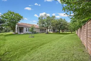 319 Essex Ln, Georgetown, TX 78633 - Photo 31