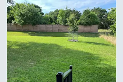 319 Essex Lane, Georgetown, TX 78633 - Photo 37