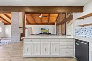 121 Merrywood Ln, San Marcos, TX 78666 - Photo 21