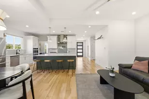 708 Newport Dr, Spicewood, TX 78669 - Photo 5