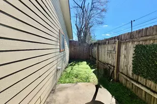 203 N 2nd St, Pflugerville, TX 78660 - Photo 21