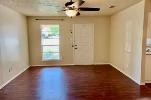 203 N 2nd St, Pflugerville, TX 78660 - Photo 3