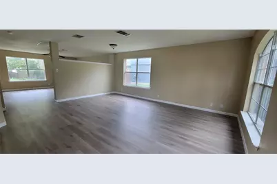 618 Elizabeth Lane, Bastrop, TX 78602 - Photo 7