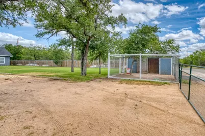 1306 Prairie Creek Drive, Marble Falls, TX 78654 - Photo 25