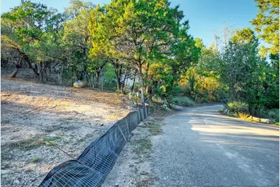 18303 W Rim Drive, Jonestown, TX 78645 - Photo 7