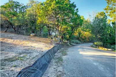 18303 W Rim Drive, Jonestown, TX 78645 - Photo 7