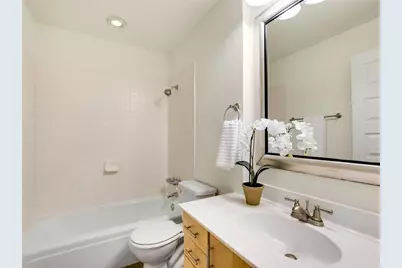 3815 Guadalupe #308, Austin, TX 78751 - Photo 17