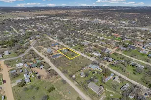 1418 Kingshill Dr, Granite Shoals, TX 78654 - Photo 25